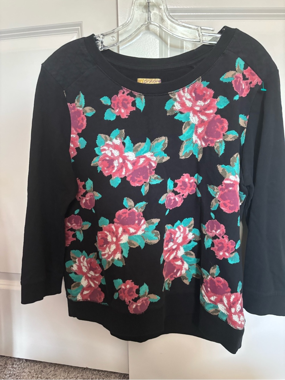 princess vera wang Black Sweatshirt with Pink Floral Print